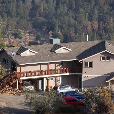 Yosemite Sierra View Bed & Breakfast Oakhurst Dış mekan fotoğraf