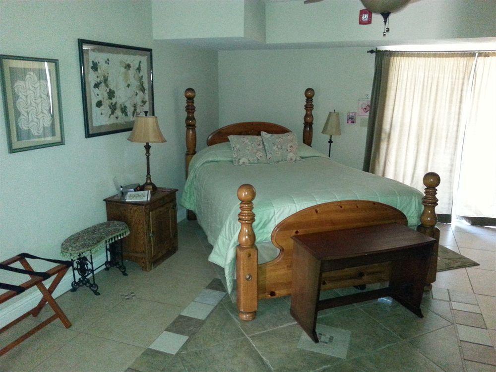 Yosemite Sierra View Bed & Breakfast Oakhurst Dış mekan fotoğraf