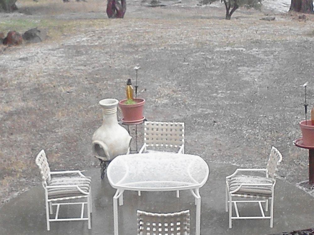 Yosemite Sierra View Bed & Breakfast Oakhurst Dış mekan fotoğraf