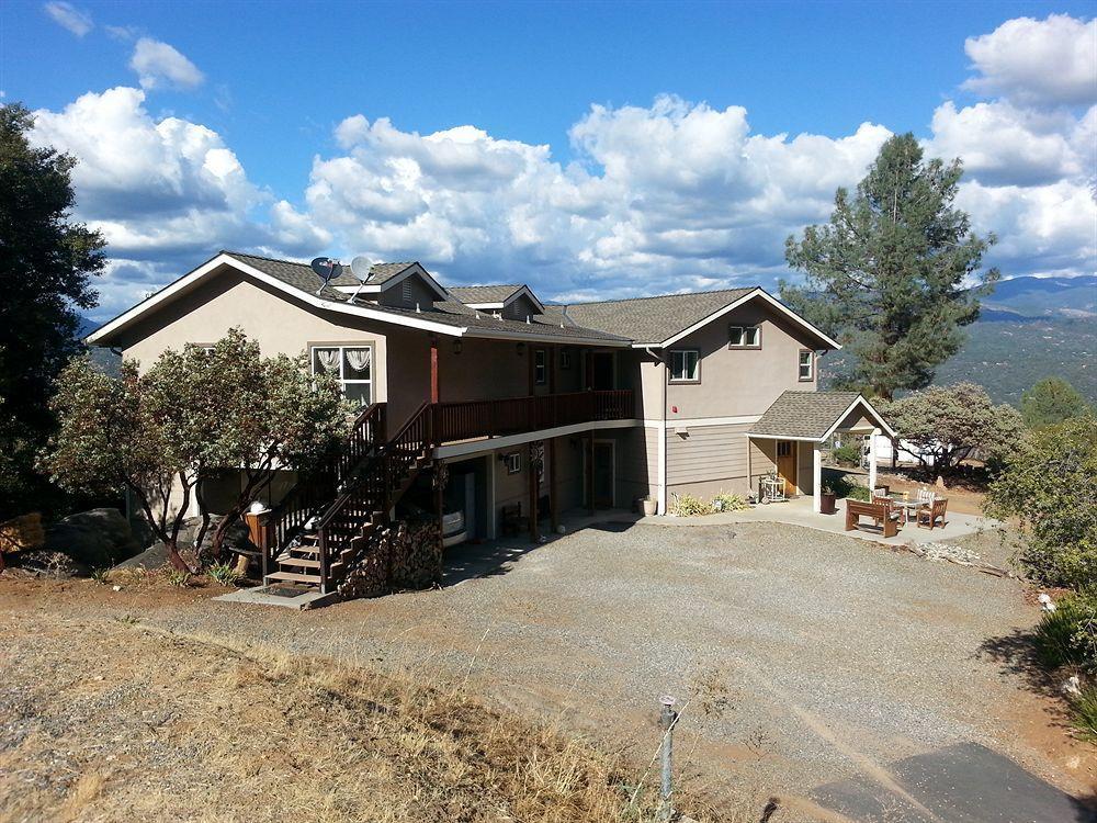 Yosemite Sierra View Bed & Breakfast Oakhurst Dış mekan fotoğraf