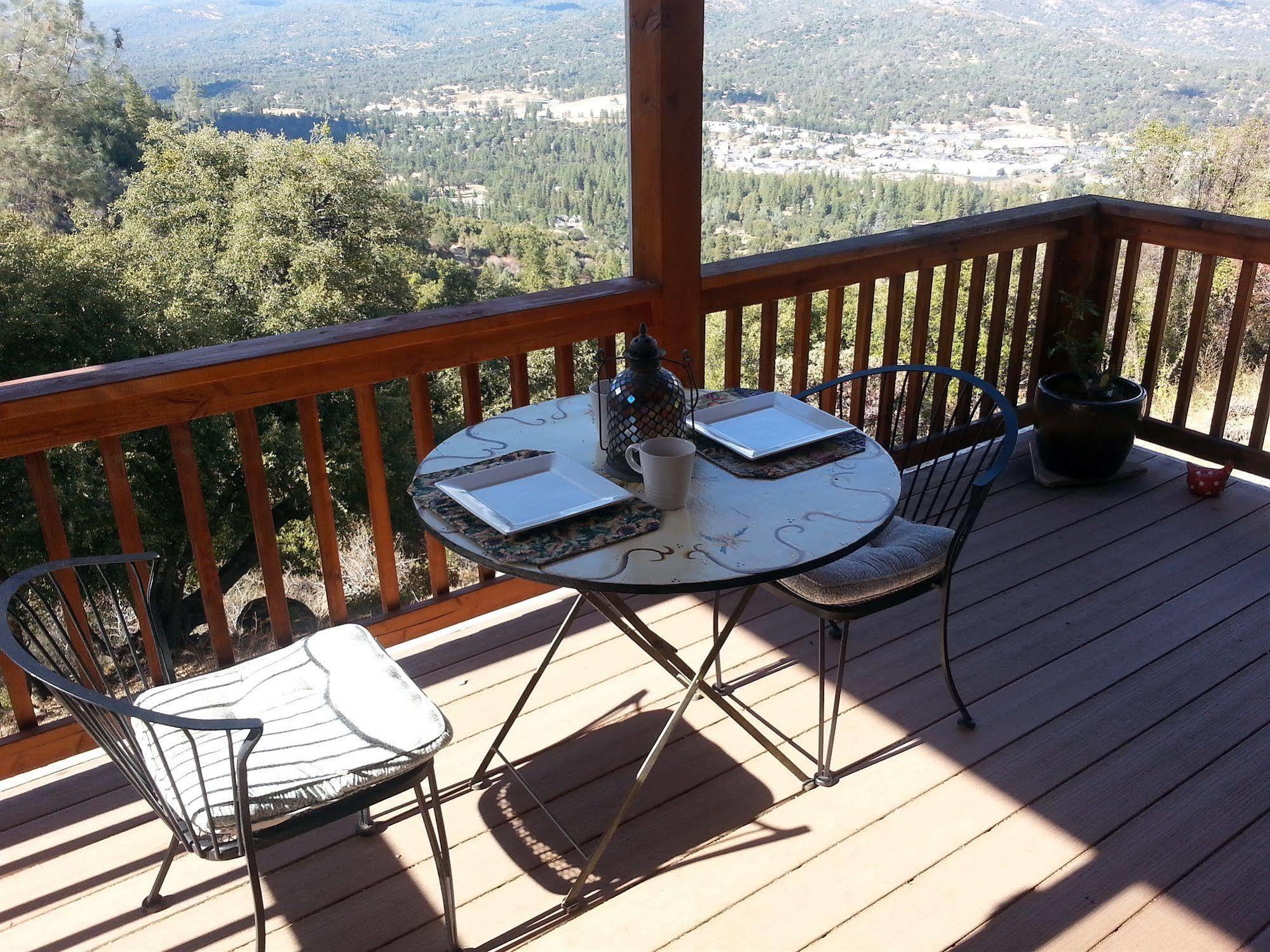 Yosemite Sierra View Bed & Breakfast Oakhurst Dış mekan fotoğraf