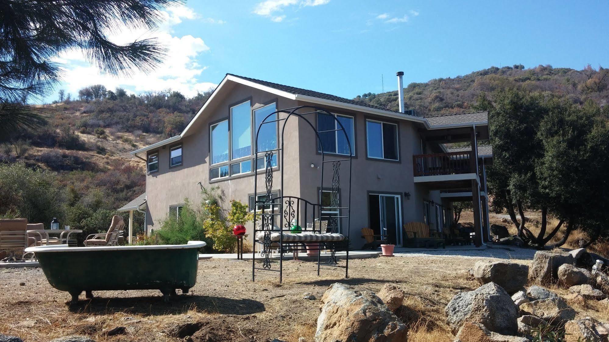 Yosemite Sierra View Bed & Breakfast Oakhurst Dış mekan fotoğraf